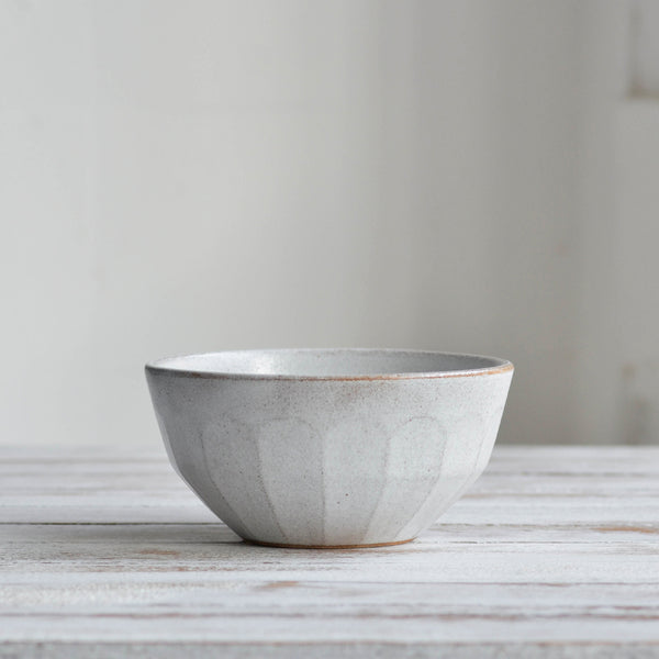 Stoneware ceramic Facet Collection, Breakfast Bowl, Snow White - Nom Living