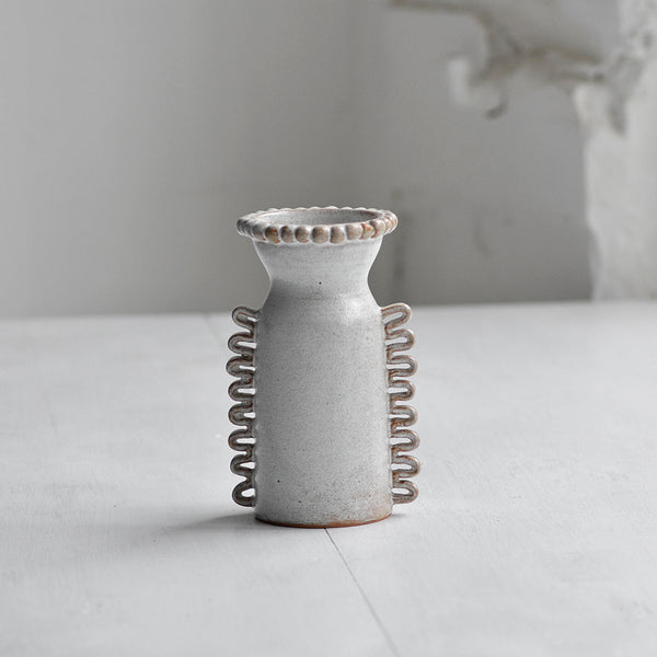 Stoneware Maya Table Vase, Small Flower Arrangement - Nom Living