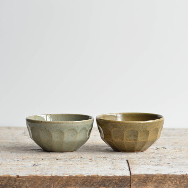 Nom Living - Set of two snacks stoneware ceramic bowls, green and celadon.