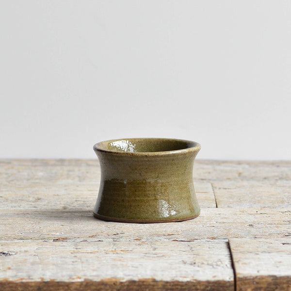 Stoneware-Curve-Candle-Bowl-Green