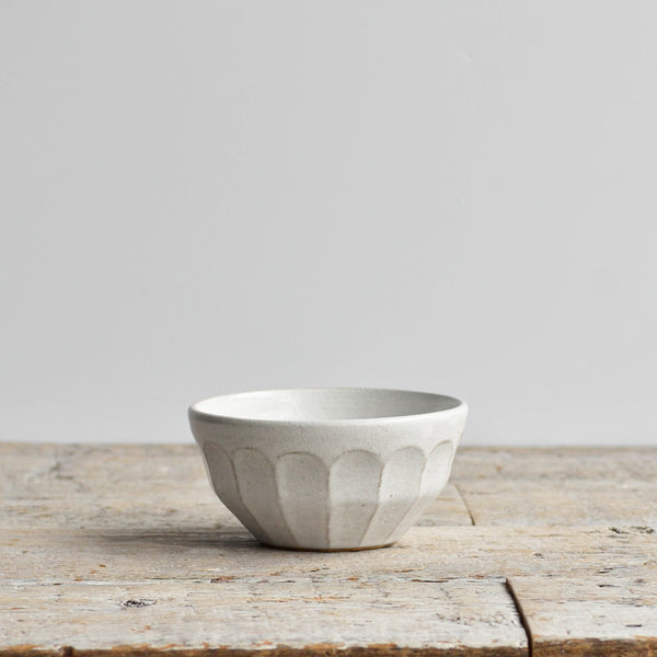 Stoneware ceramic Facet Collection, Small Side Bowl, Snow White - Nom Living