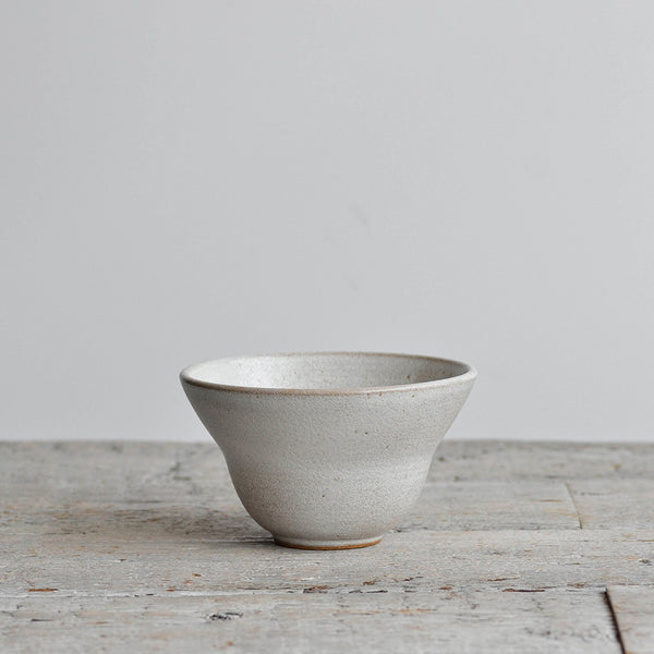 Stoneware Heritage Side Bowl, Snow White, Angle - Nom Living