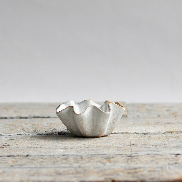 Ceramic Ruffled Condiment Bowl, Snow White - Nom Living