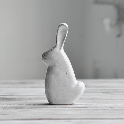 Bunny Sculpture, Small Snow White