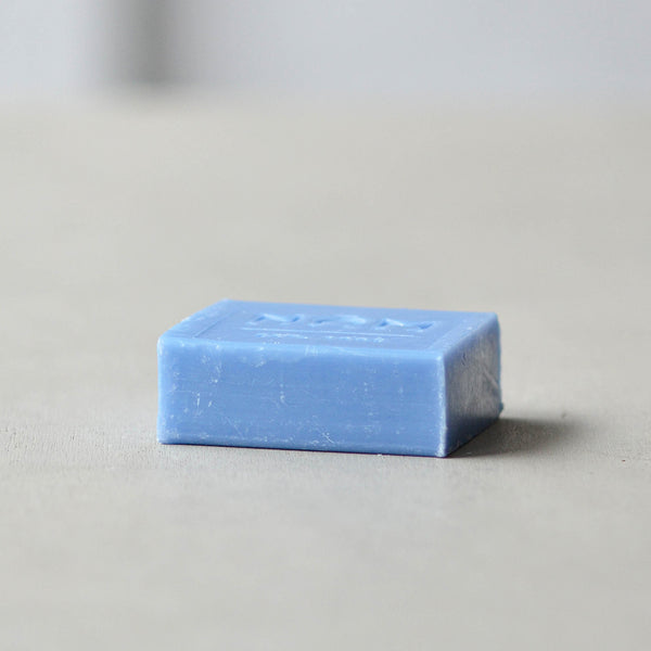 Olive Oil, Coconut Oil, Lavender Essential Oil, Organic Blue Soap, 100g, Side view - Nom Living